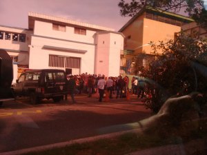 Familiares de detenidos en retén Mérida van por el abrazo de fin de año