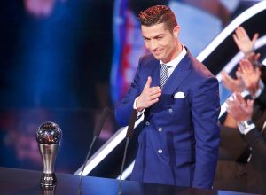 Portugal celebra el premio de la FIFA conquistado por Cristiano Ronaldo