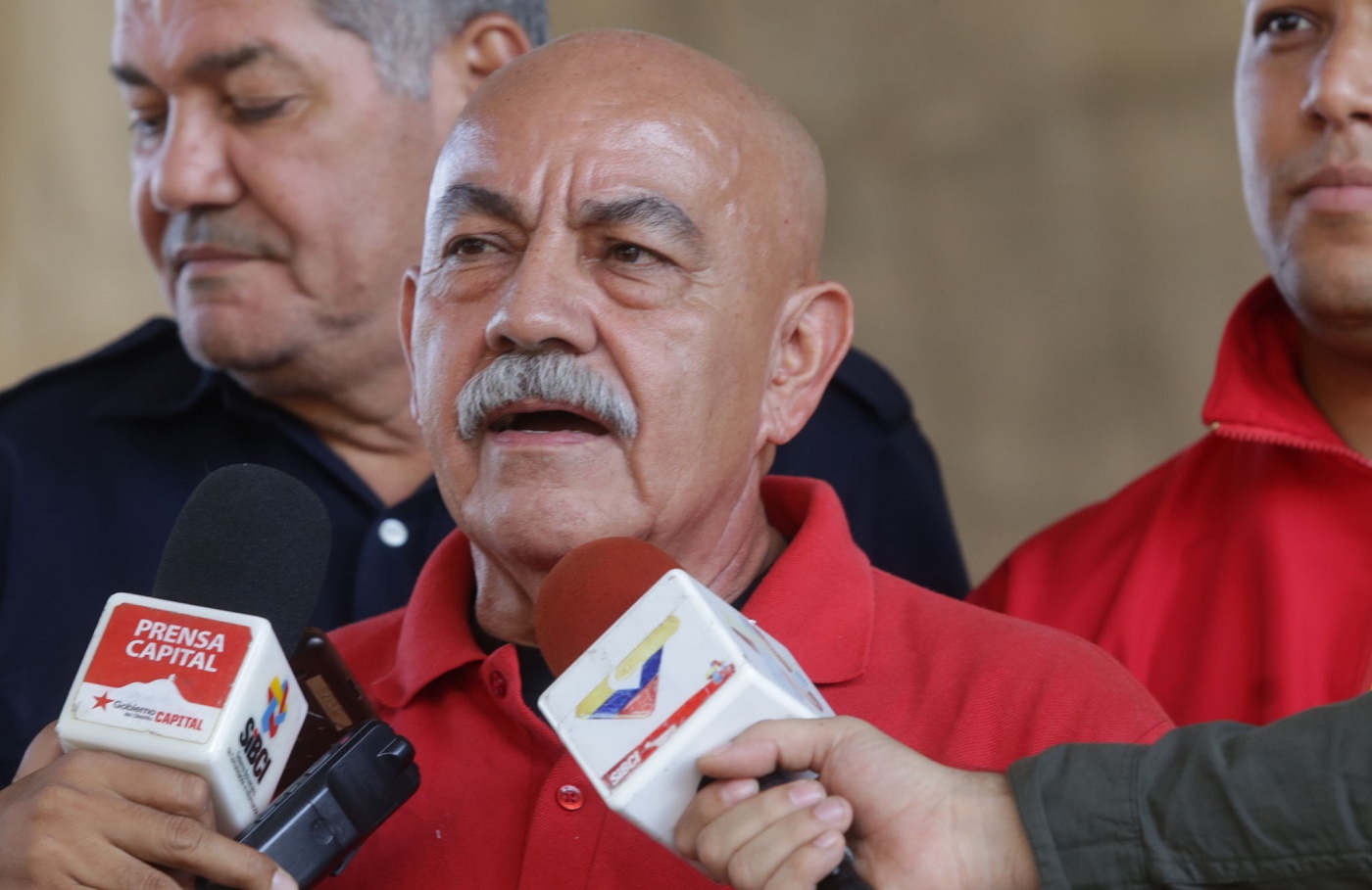Siempre hay conversaciones entre la oposición y sectores oficialistas, admitió Dario Vivas