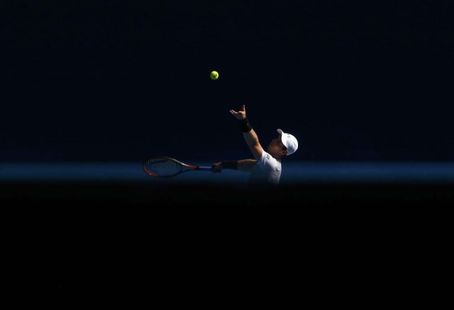 Tennis - Australian Open - Melbourne Park, Melbourne, Australia - 16/1/17 Britain's Andy Murray serves during his Men's singles first round match against Ukraine's Illya Marchenko. REUTERS/Thomas Peter TPX IMAGES OF THE DAY