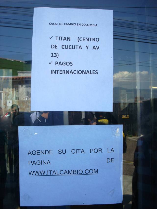  En Cúcuta fueron dispuestos dos centros de intermediación cambiaria para que los venezolanos retiren los pesos comprados en el país a una tasa de 4 pesos por bolívar