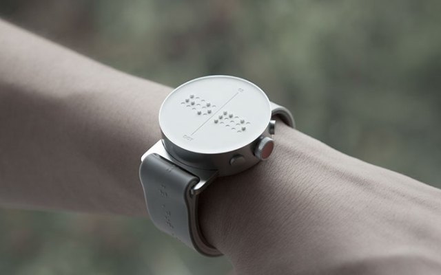 reloj inteligente braille