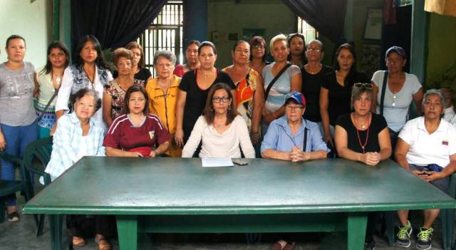 Grupos de mujeres se pronuncian ante la represión en La Victoria
