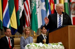 Trump exhorta a coalición de naciones en Medio Oriente