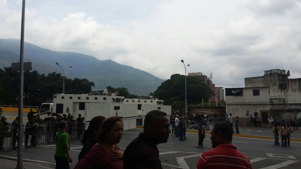 Reportan que Casa Militar toma sede del TSJ en Caracas #10May