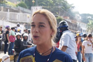 Tintori pide a Cruz Roja atender condiciones de salud de opositores presos