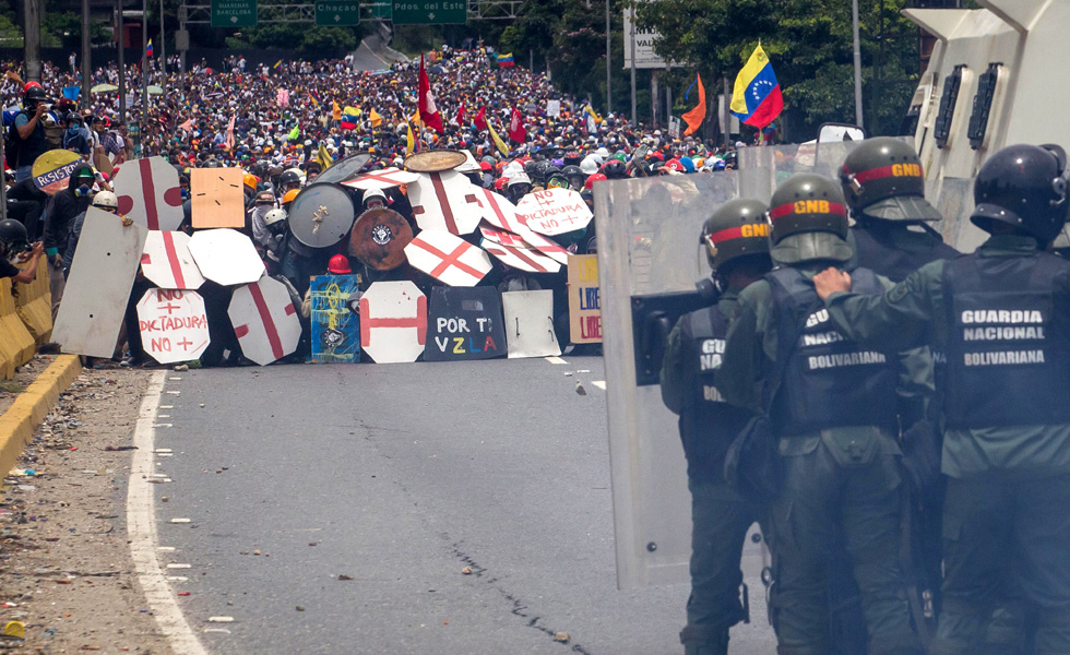 “Las protestas en Venezuela seguirán hasta recuperar la democracia y nuestro futuro”, diputados vía NY Times