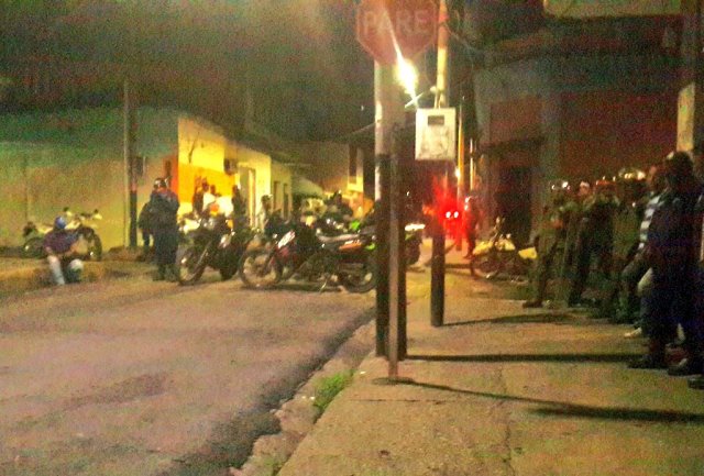 Diputado Carlos Prosperi denuncia violentos allanamientos en Guárico: Al menos 27 detenidos