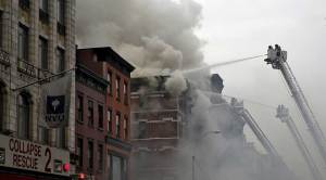 Al menos 15 heridos tras voraz incendio en edificio de Nueva York