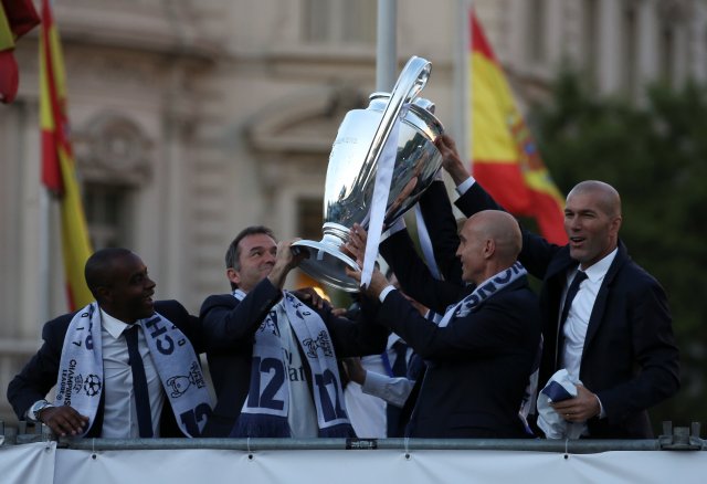 El Real Madrid celebró el nuevo título con su afición (Foto: Reuters)