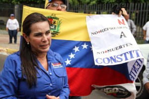 Eveling de Rosales: En Venezuela debe restituirse el pleno respeto al ejercicio del periodismo