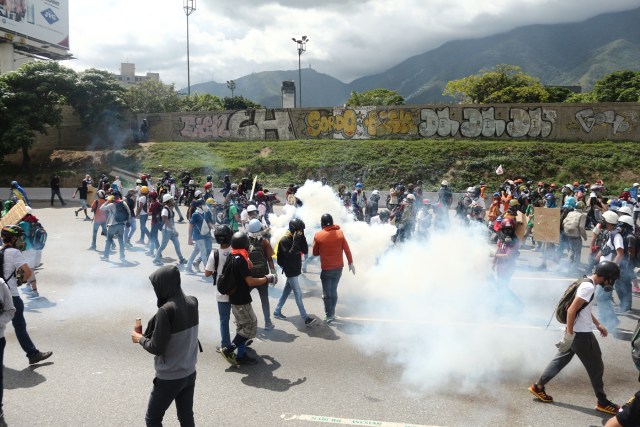 Manifestantes en las calles este #19Jun / Foto: Wil Jiménez 