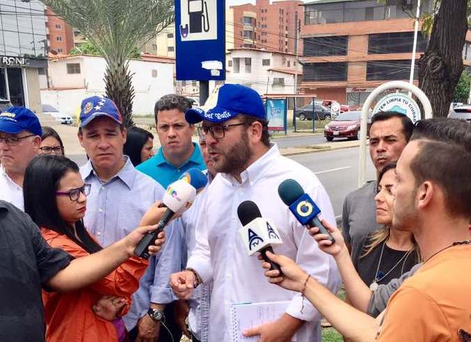 Alcalde de Lechería acudió al MP a solicitar investigación sobre sucesos en Aventura Plaza