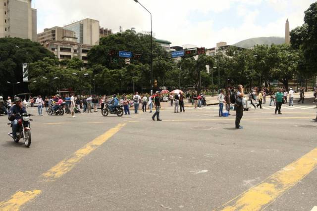 Trancazo en Altamira / Foto Will Jiménez -LaPatilla.com