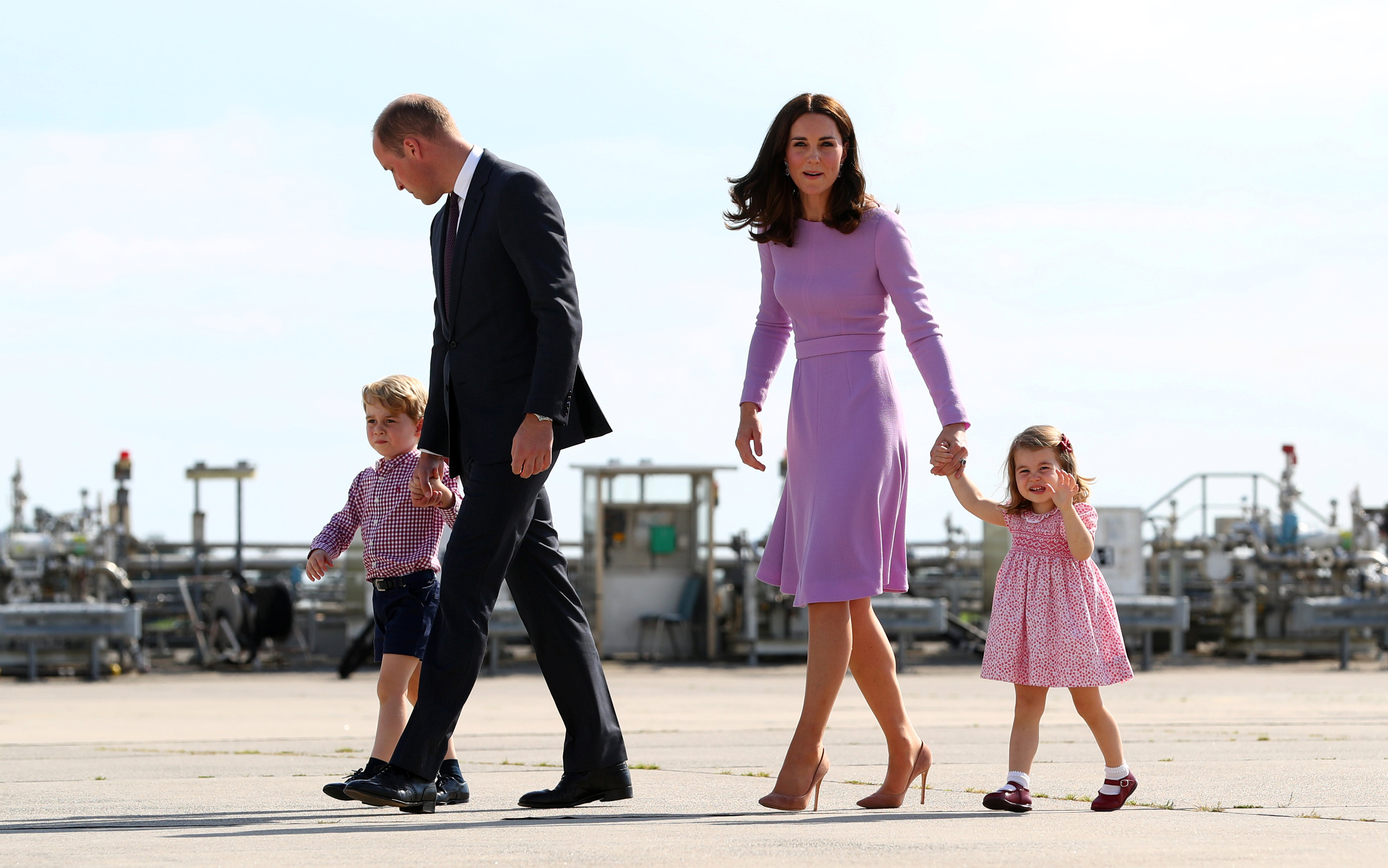 Los duques de Cambridge, Guillermo y Catalina, esperan su tercer hijo