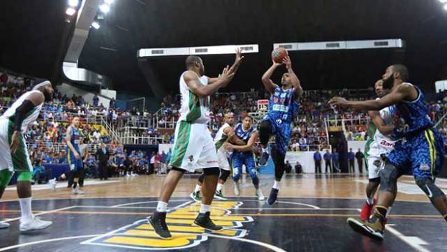 La serie final se mantiene 2-1 a favor del conjunto oriental (Foto: @Mindeporte)