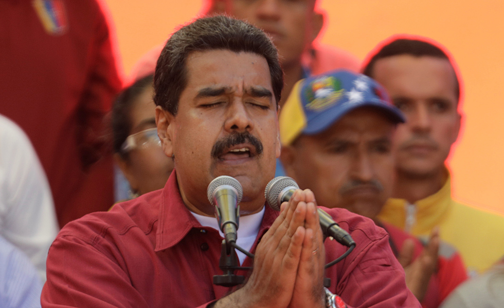 Maduro arremete contra la Iglesia: Son unos farsantes y fariseos