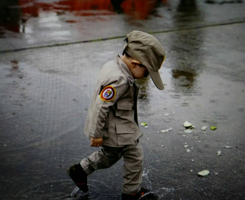 Cotufas en mano… Las fotos más insólitas que dejaron los ejercicios militares de Maduro