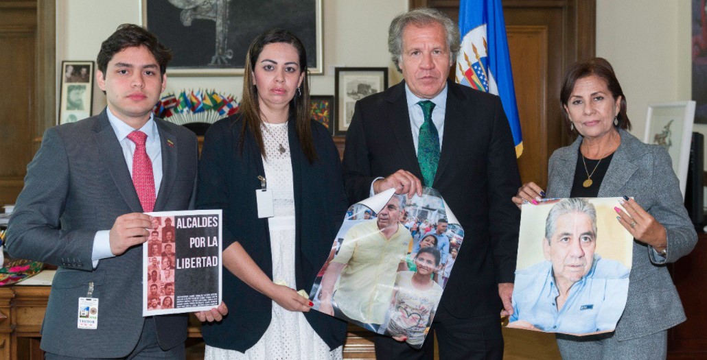Almagro se reunió con la familia del preso político Alfredo Ramos