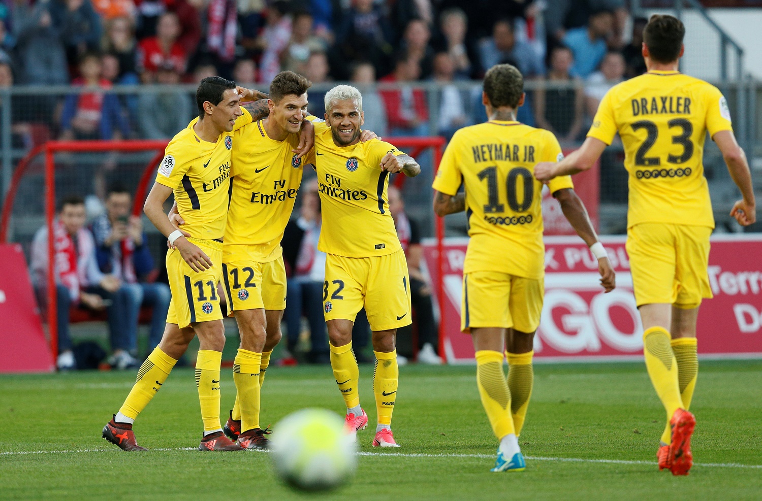 El París SG se mantiene en la cima de la Liga 1 al vencer a Dijon 2-1
