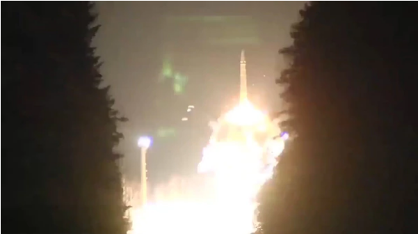 El Ejército ruso probó el temible “Satán 2”, el misil nuclear más poderoso del mundo (fotos)