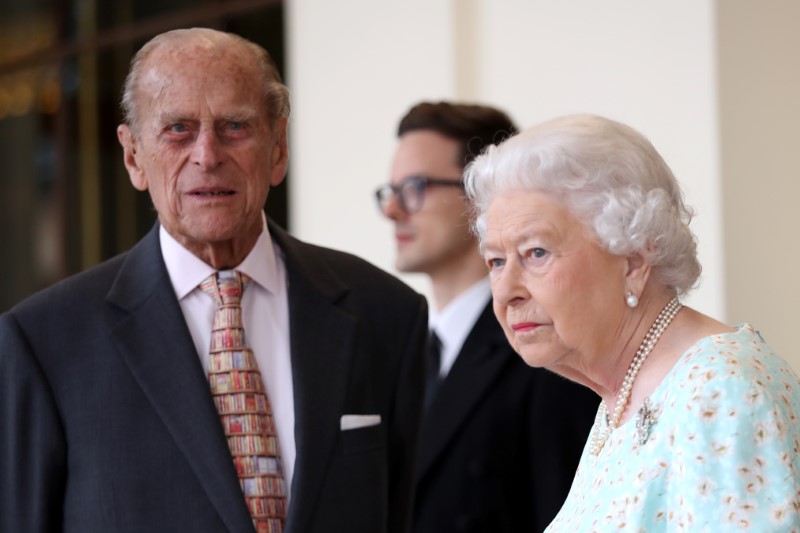 Las inocultables discusiones en público de la reina Isabel II y su marido
