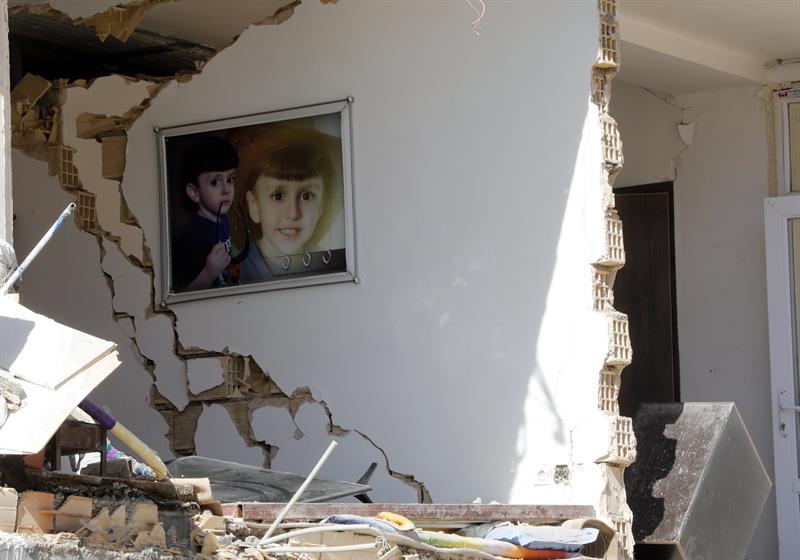Más de 400 muertos en Irán por un violento sismo
