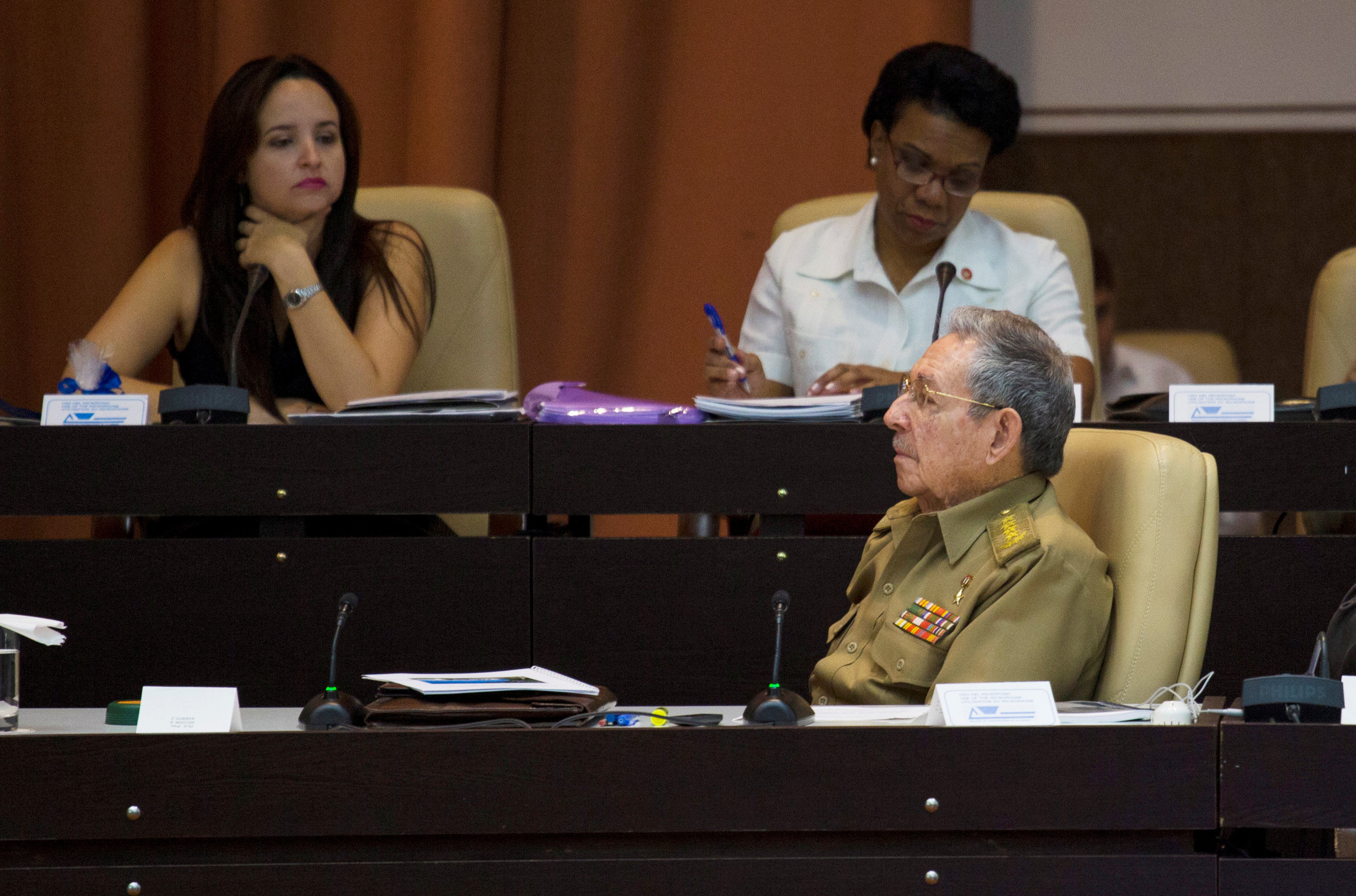 Raúl Castro dejará la presidencia en abril de 2018