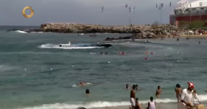 Caraqueños pasan este #25Dic en playas del Litoral