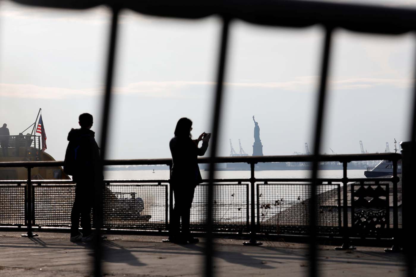 Nueva York reabre la Estatua de la Libertad, pagando de su bolsillo