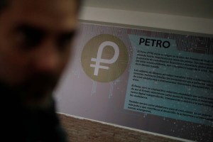 Maduro dice que la preventa del Petro cerró en 3 mil 338 millones de dólares
