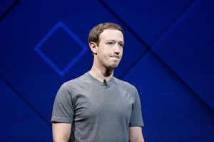 Facebook se desploma 18% en Wall Street