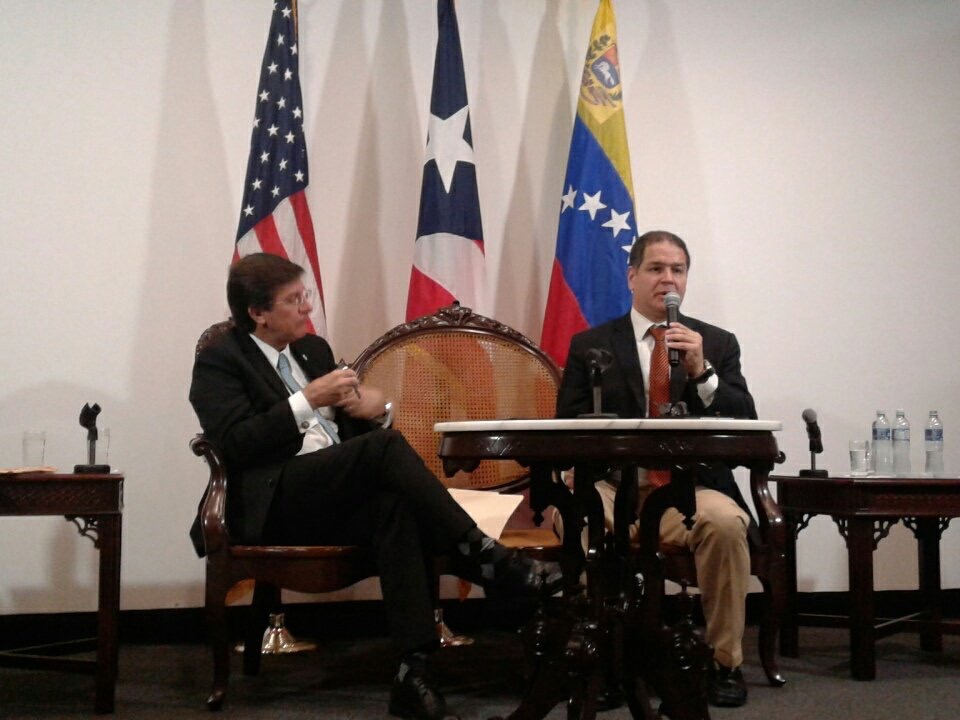 Luis Florido desmintió que se busque iniciar diálogo con el gobierno en Puerto Rico