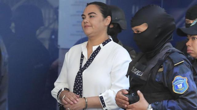 Rosa Elena Bonilla en su llegada a los Tribunales en Materia de Corrupción el pasado 2 de marzo en Tegucigalpa. Gustavo Amador / Efe