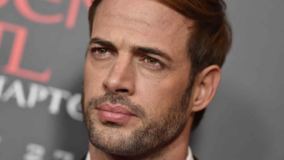 ¡Como el vino! William Levy se desnudó para felicitar a las mujeres en su día