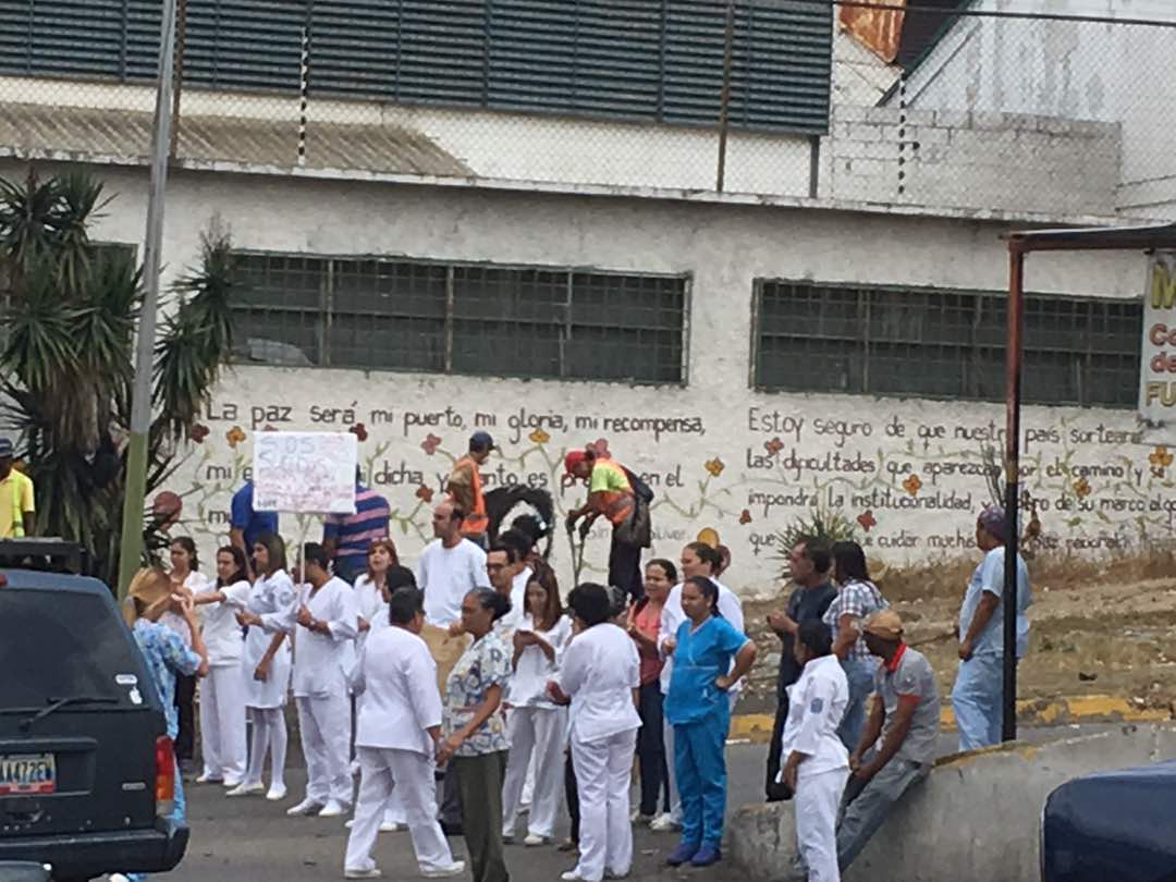 El Periférico de Catia se sumó a la protesta nacional del sector salud (fotos)