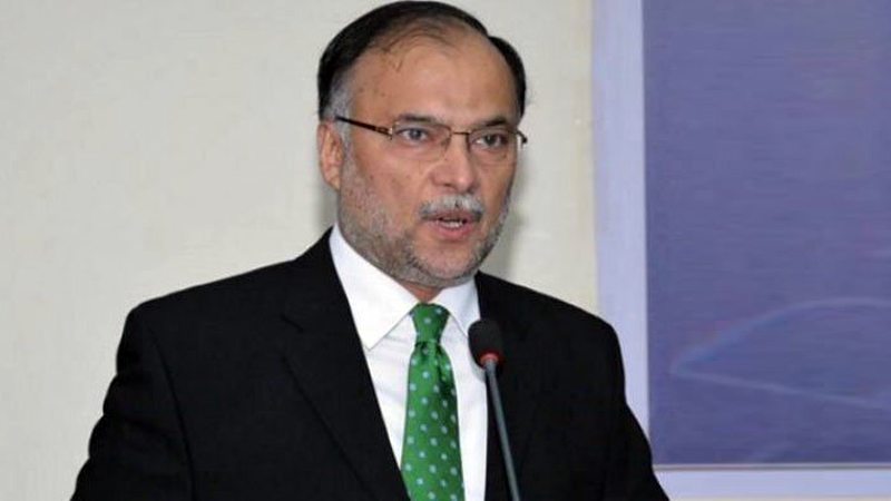 Ministro del Interior de Pakistán fue herido de bala, según su asistente