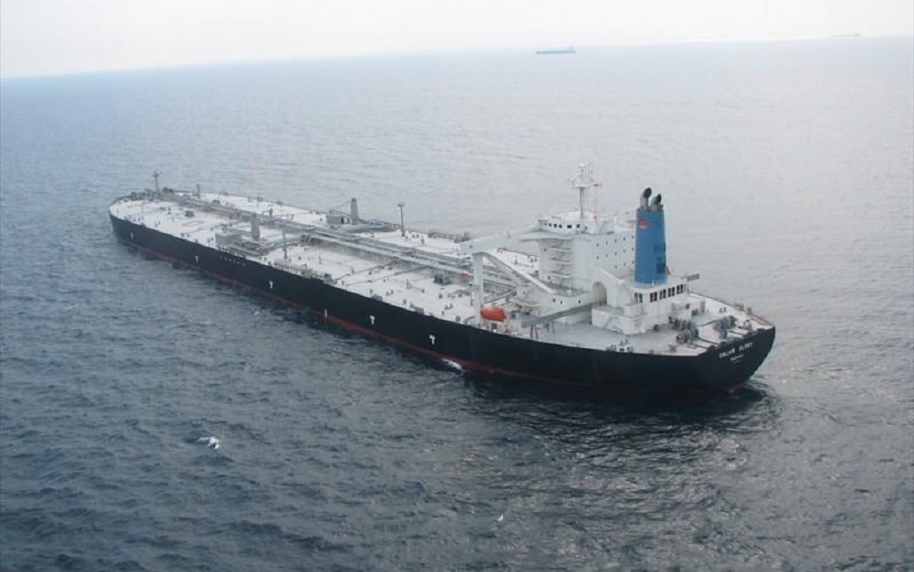 Las exportaciones de crudo de Irán se desploman a 1,1 millones de barriles diarios