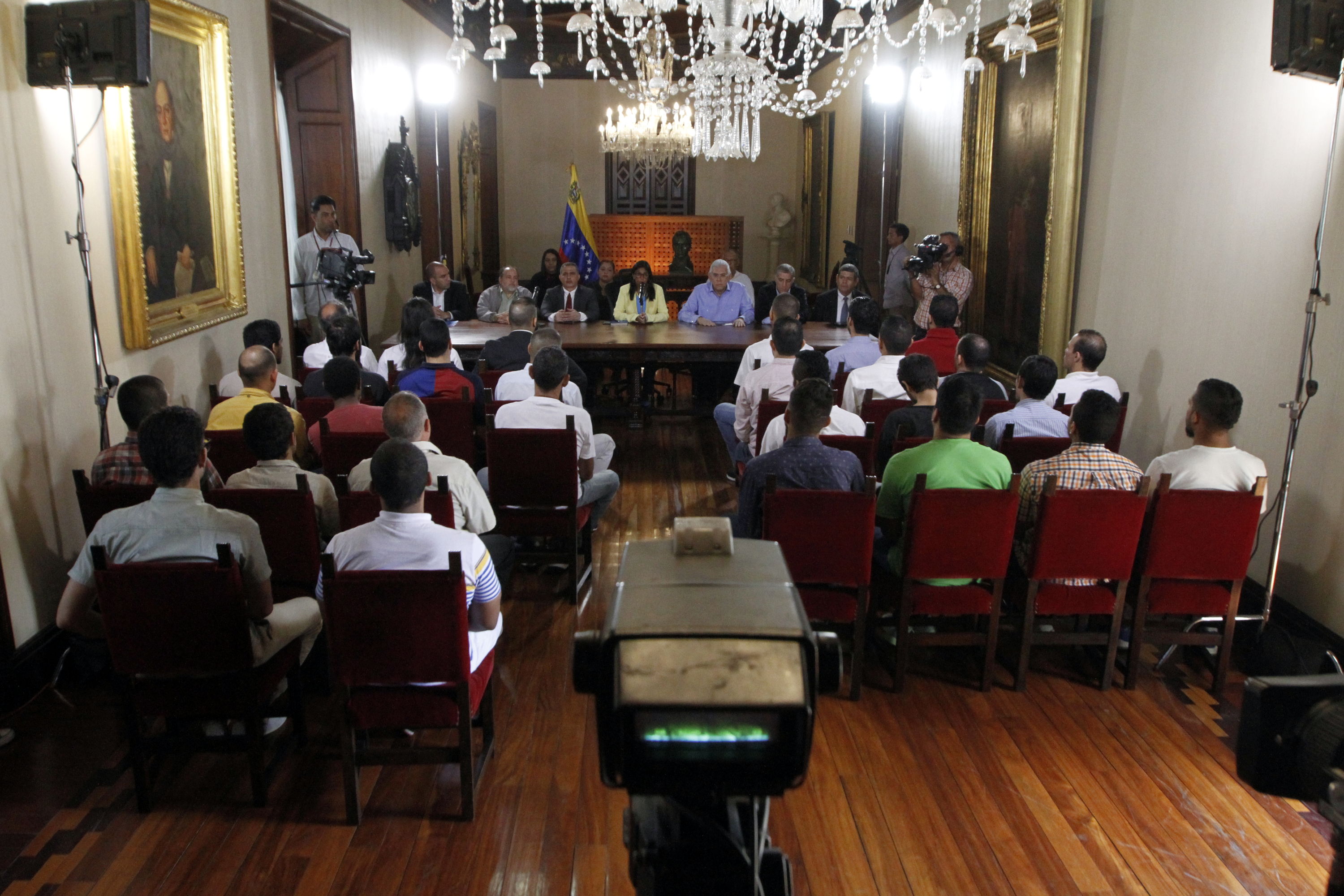 Así lo ve La Patilla: Excarcelación de presos políticos, la prueba viviente de que las sanciones duelen