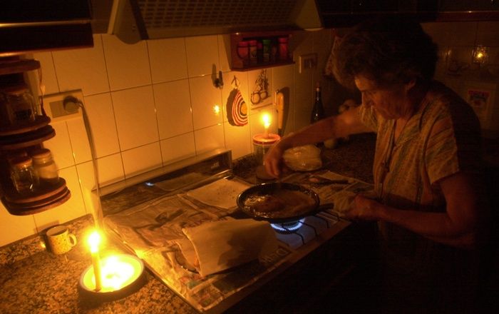 En el estado Zulia llevan más de 86 horas sin luz #11Mar