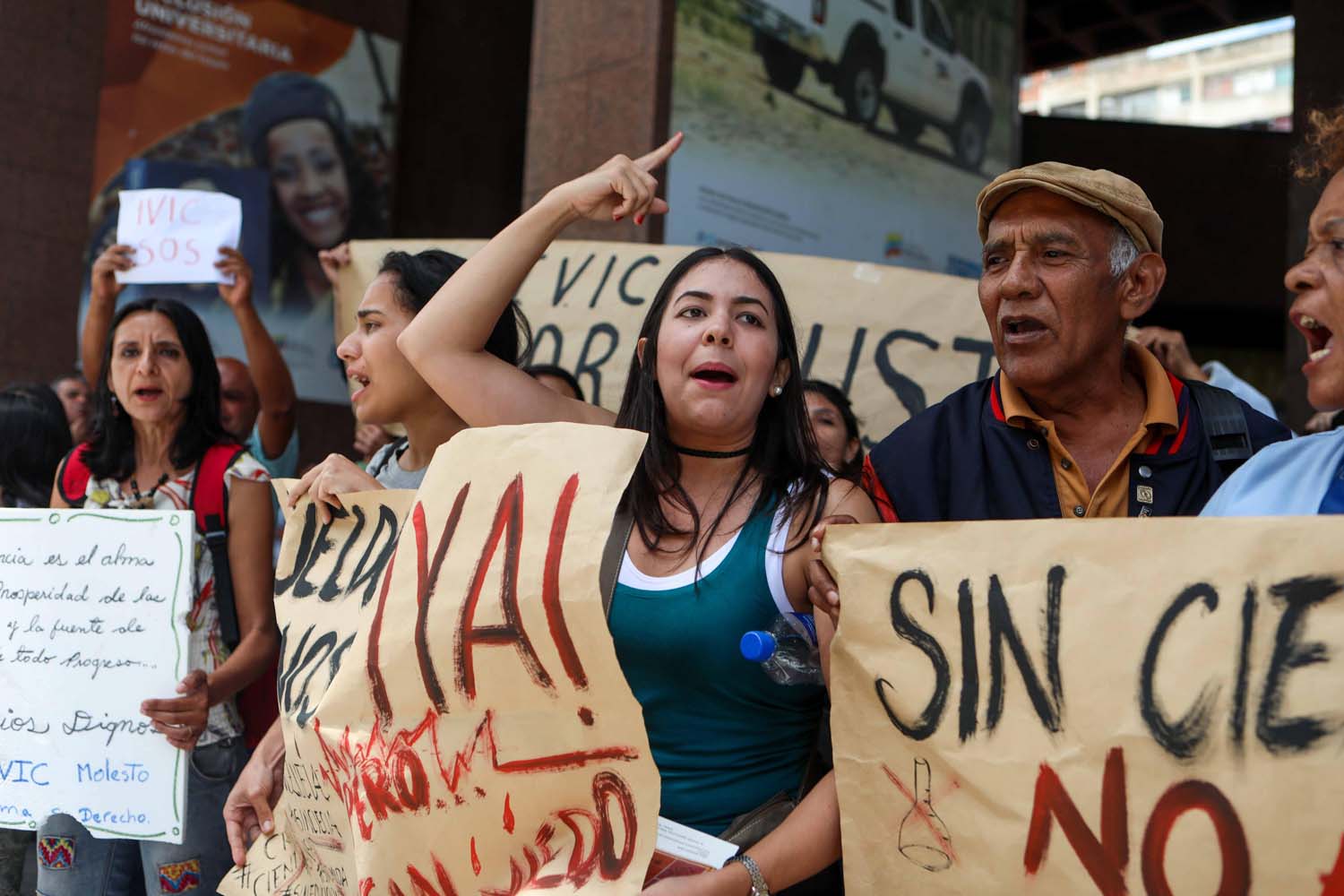 Venezuela se llena de protestas en medio de una grave crisis económica