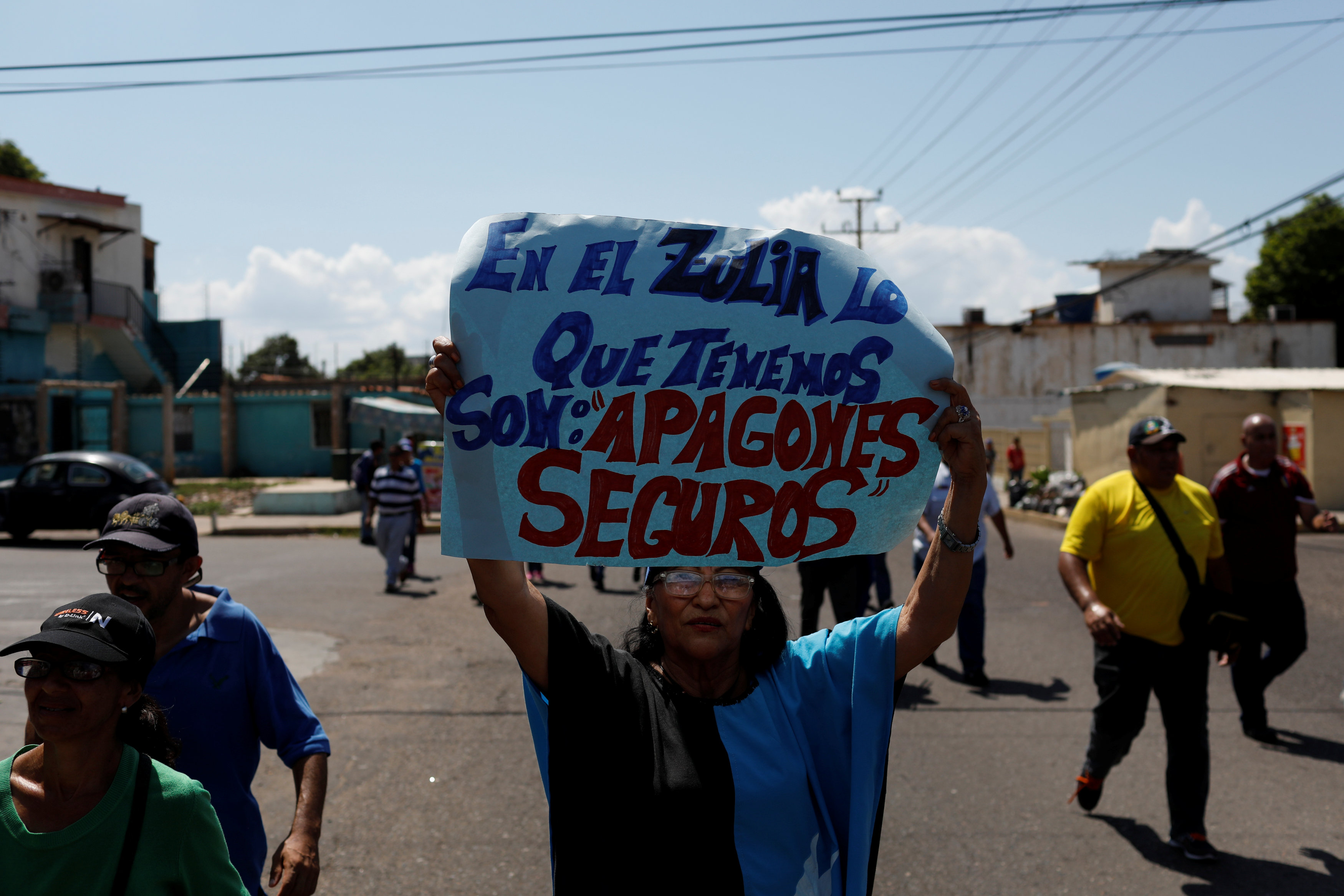 De la abundancia a los cortes de luz: El rico estado petrolero venezolano, Zulia, lucha por subsistir