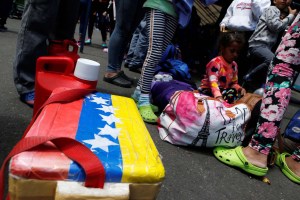 Colombia instala primera mesa migratoria para atender a venezolanos