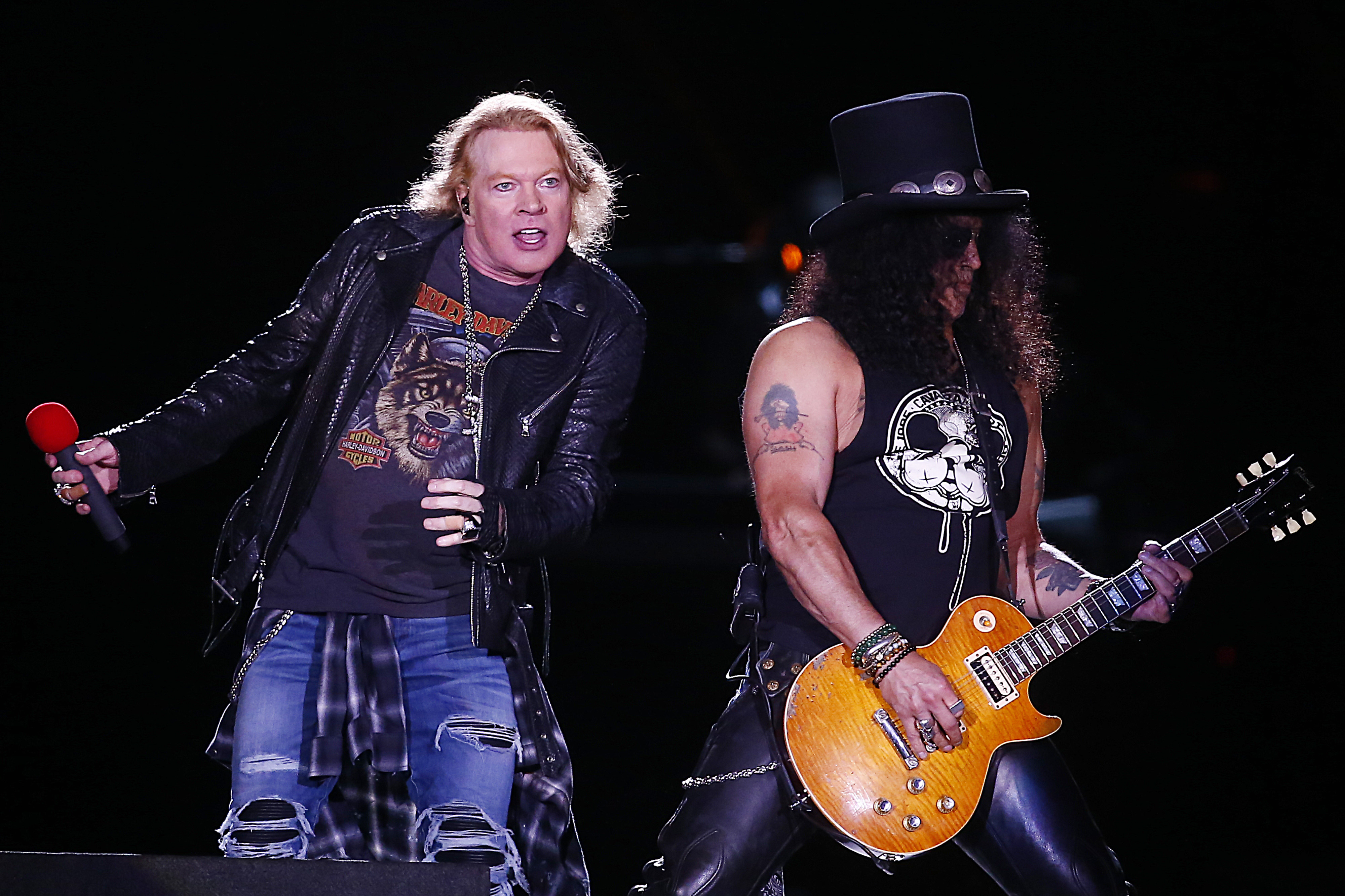 Guns N’ Roses demandó a una cervecería que lanzó un producto con su nombre (Fotos)