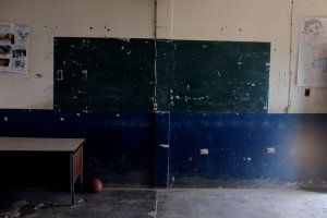 Estudiantes de educación básica en Valencia siguen sin incorporarse a clases