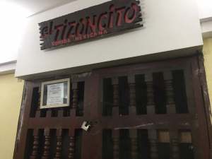 Reportan el cierre del restaurante de comida mexicana “El Tizoncito” (Video)