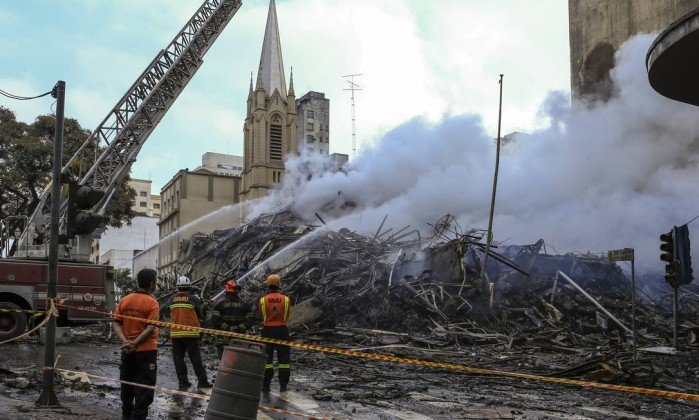 Al menos 27 heridos al caerse un escenario en un evento infantil en Brasil