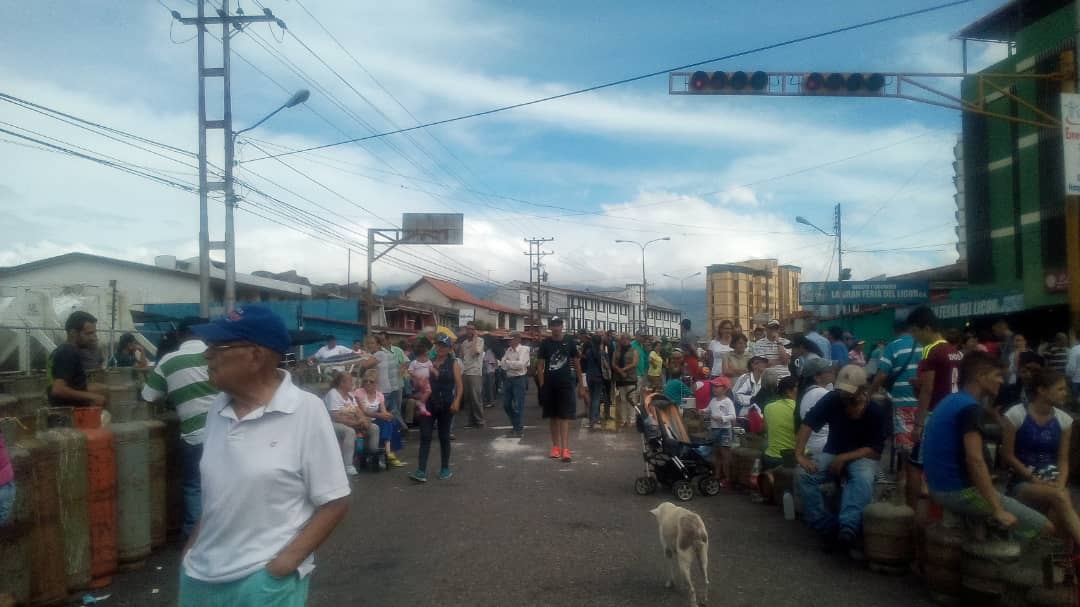 Tachirenses protestan por tercer día consecutivo por falta de gas #31Oct