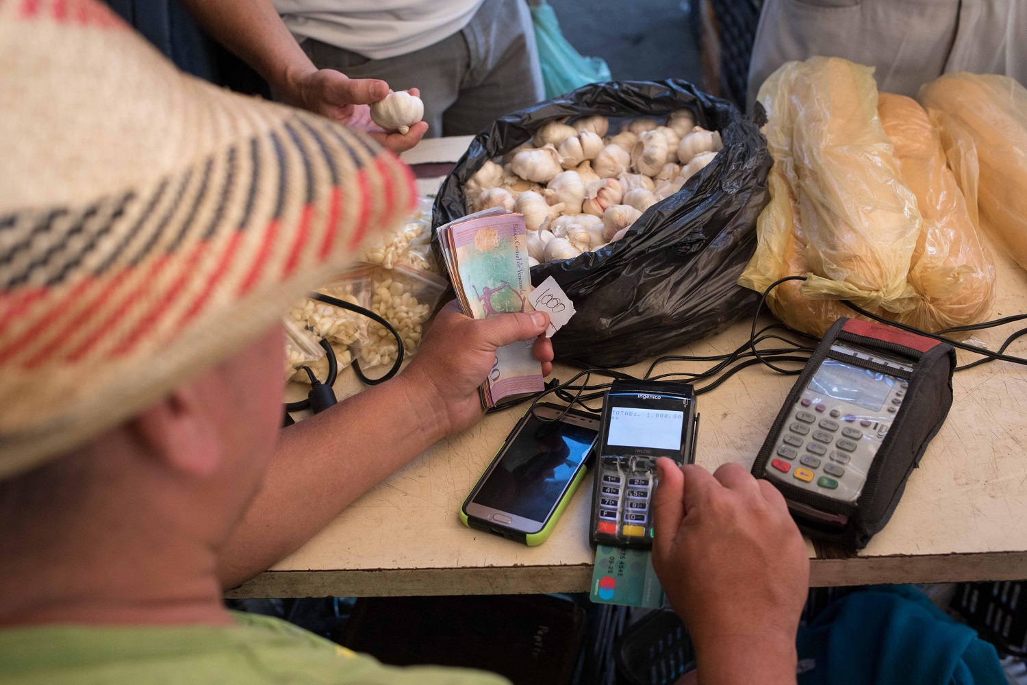 Inflaciómetro de Cedice: Caraqueños necesitaron 76 salarios integrales para adquirir alimentos en enero