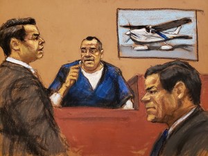 Testigo dice en juicio que vio a El Chapo asesinar a tres personas